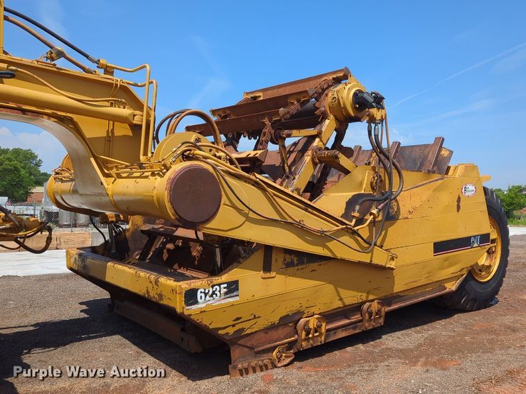 image for item DW5014 1995 Caterpillar 623F elevating scraper