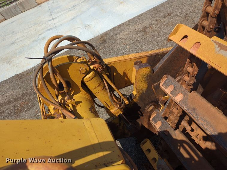 image for item DW5014 1995 Caterpillar 623F elevating scraper