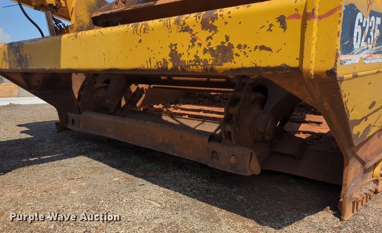 image for item DW5014 1995 Caterpillar 623F elevating scraper