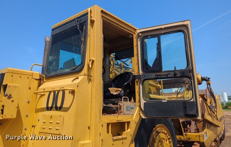 image for item DW5014 1995 Caterpillar 623F elevating scraper