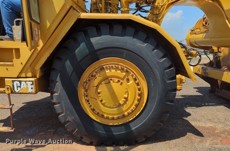 image for item DW5014 1995 Caterpillar 623F elevating scraper