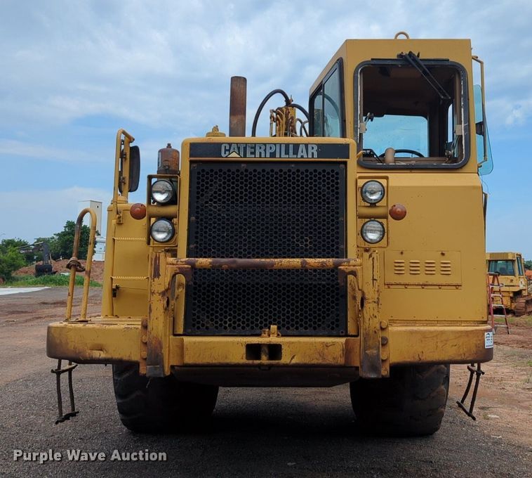 image for item DW5015 1991 Caterpillar 621E scraper