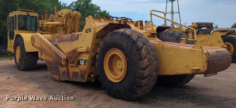 image for item DW5015 1991 Caterpillar 621E scraper