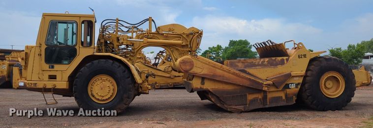 image for item DW5015 1991 Caterpillar 621E scraper