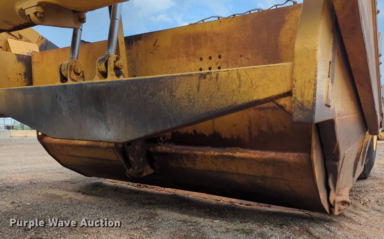 image for item DW5015 1991 Caterpillar 621E scraper