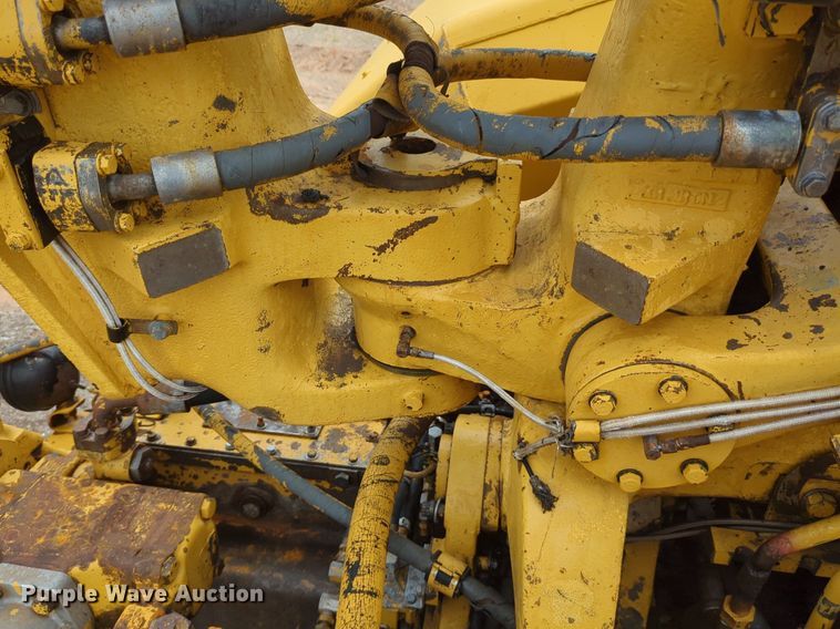 image for item DW5015 1991 Caterpillar 621E scraper