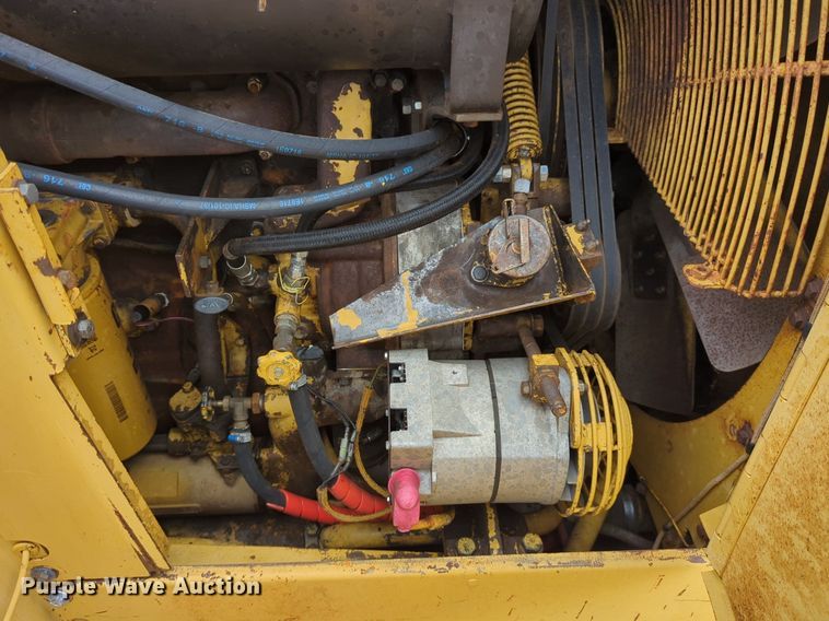 image for item DW5015 1991 Caterpillar 621E scraper
