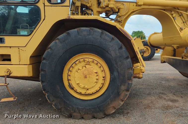 image for item DW5015 1991 Caterpillar 621E scraper