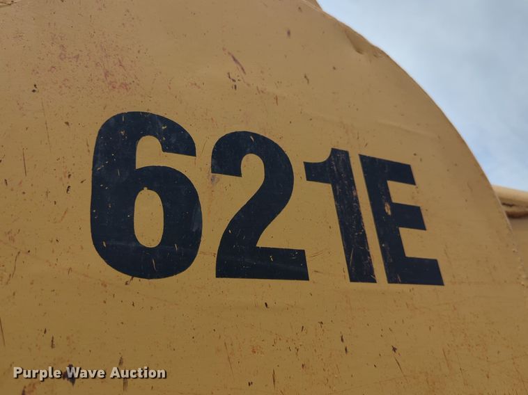 image for item DW5016 1988 Caterpillar 621E elevating scraper