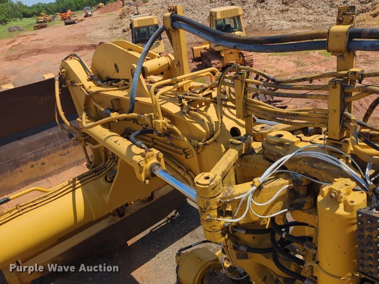 image for item DW5016 1988 Caterpillar 621E elevating scraper