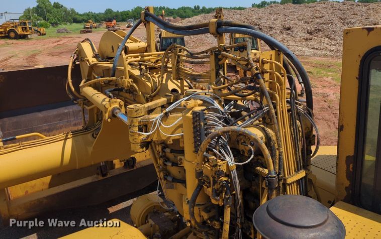 image for item DW5016 1988 Caterpillar 621E elevating scraper