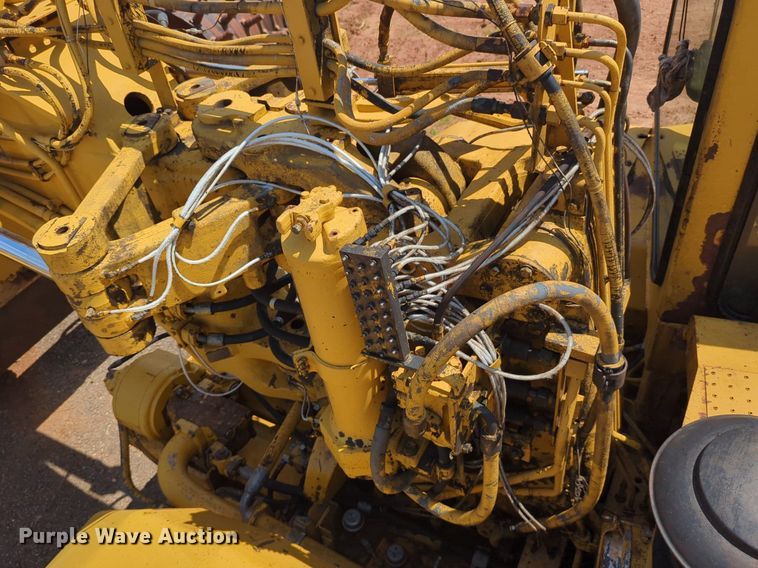 image for item DW5016 1988 Caterpillar 621E elevating scraper