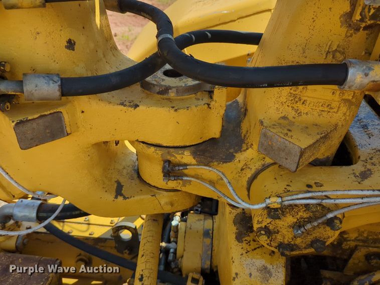 image for item DW5016 1988 Caterpillar 621E elevating scraper