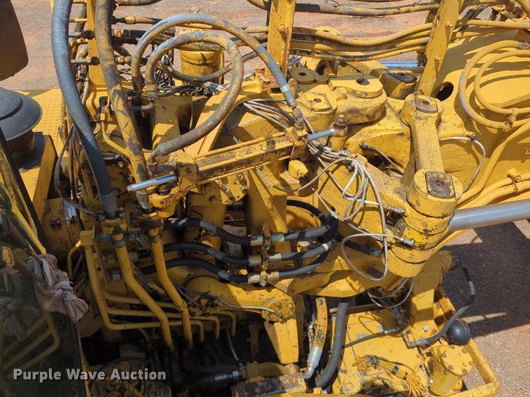 image for item DW5016 1988 Caterpillar 621E elevating scraper