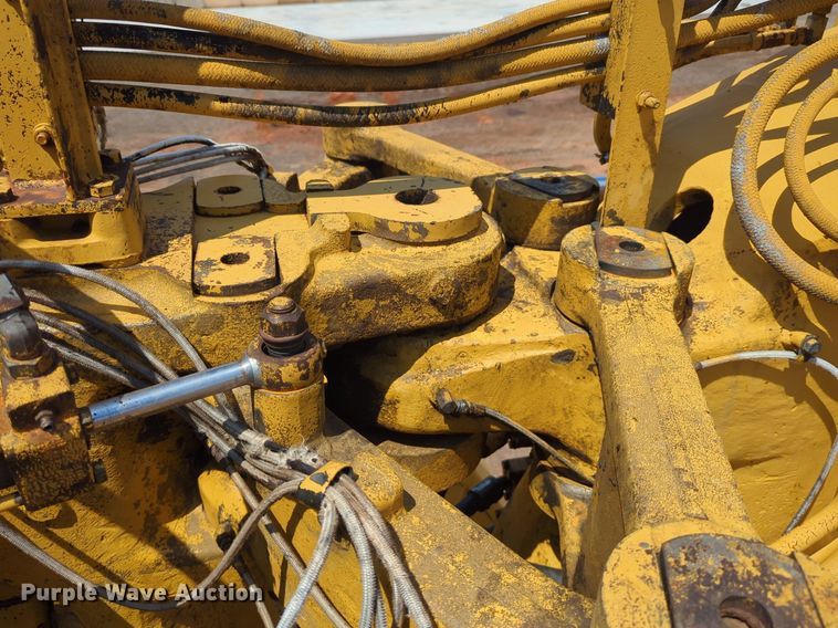 image for item DW5016 1988 Caterpillar 621E elevating scraper