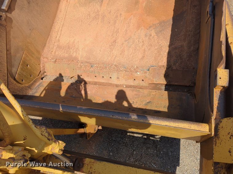 image for item DW5016 1988 Caterpillar 621E elevating scraper