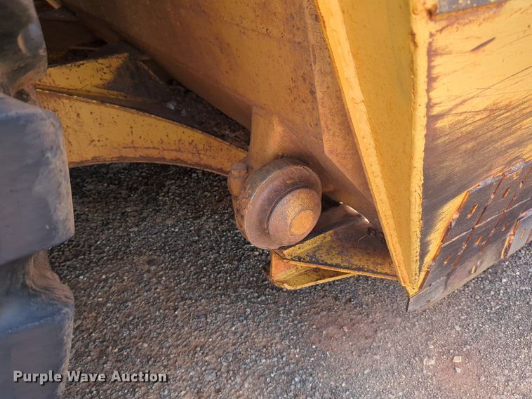 image for item DW5016 1988 Caterpillar 621E elevating scraper