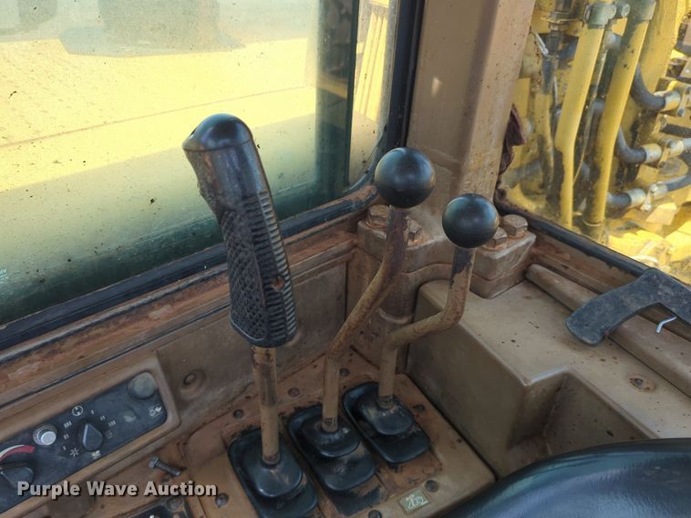 image for item DW5016 1988 Caterpillar 621E elevating scraper