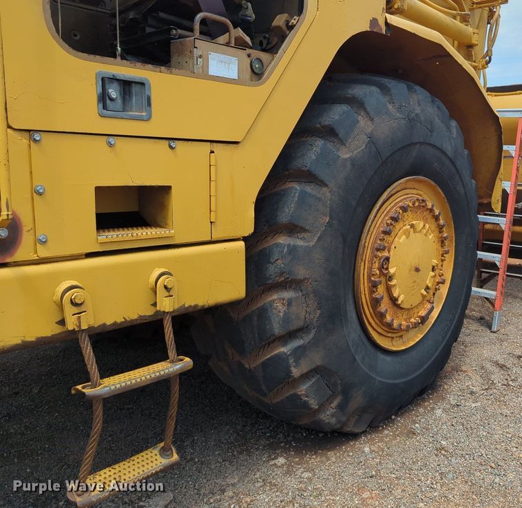 image for item DW5016 1988 Caterpillar 621E elevating scraper