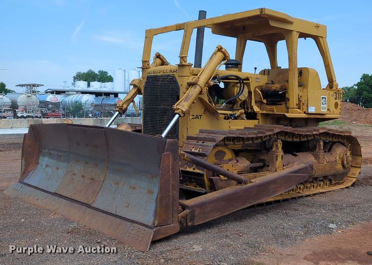 image for item DW5017 1984 Caterpillar  D7G dozer