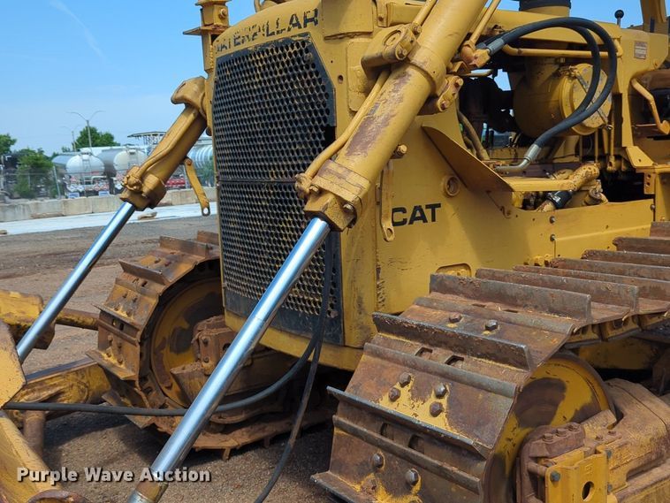 image for item DW5017 1984 Caterpillar  D7G dozer