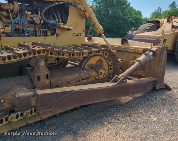 image for item DW5017 1984 Caterpillar  D7G dozer