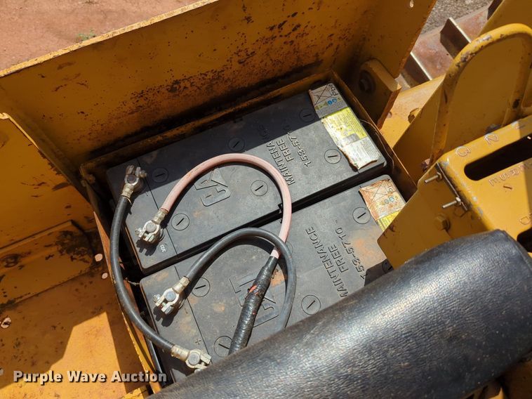 image for item DW5017 1984 Caterpillar  D7G dozer