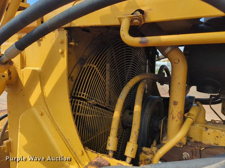 image for item DW5017 1984 Caterpillar  D7G dozer