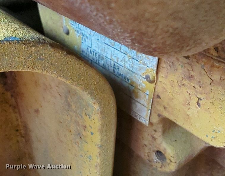 image for item DW5017 1984 Caterpillar  D7G dozer