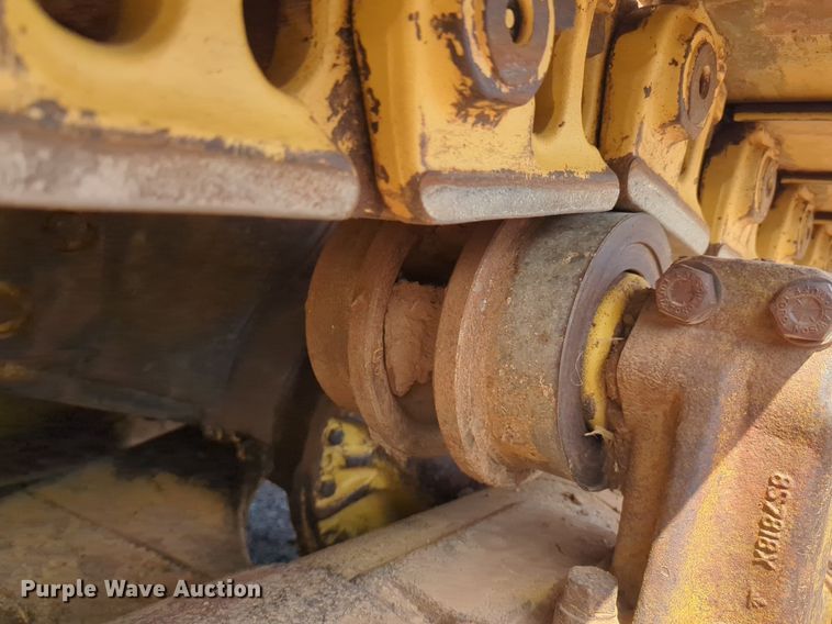 image for item DW5017 1984 Caterpillar  D7G dozer