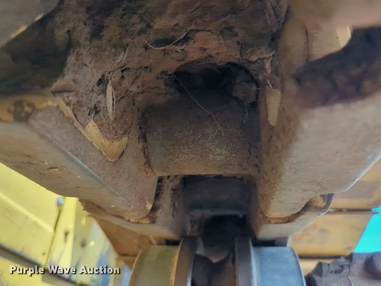 image for item DW5017 1984 Caterpillar  D7G dozer