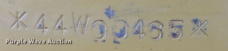 image for item DW5017 1984 Caterpillar  D7G dozer