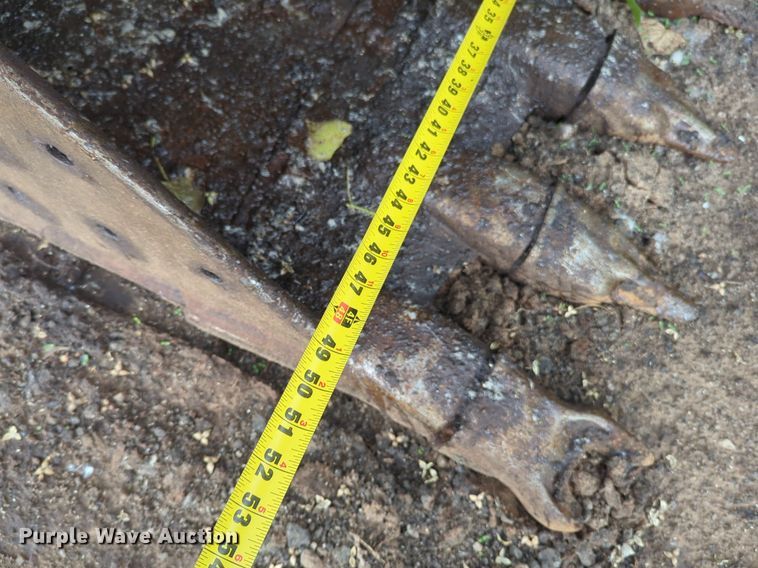 image for item DW5019 2008 John Deere 200D excavator