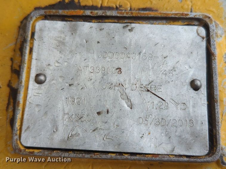 image for item DW5019 2008 John Deere 200D excavator