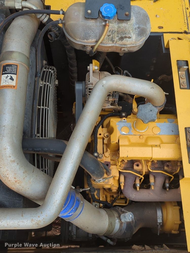 image for item DW5019 2008 John Deere 200D excavator