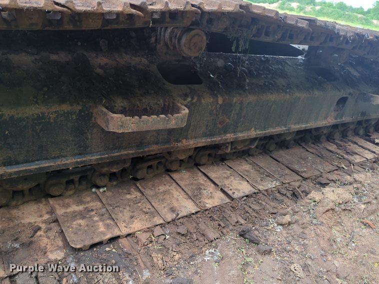 image for item DW5019 2008 John Deere 200D excavator