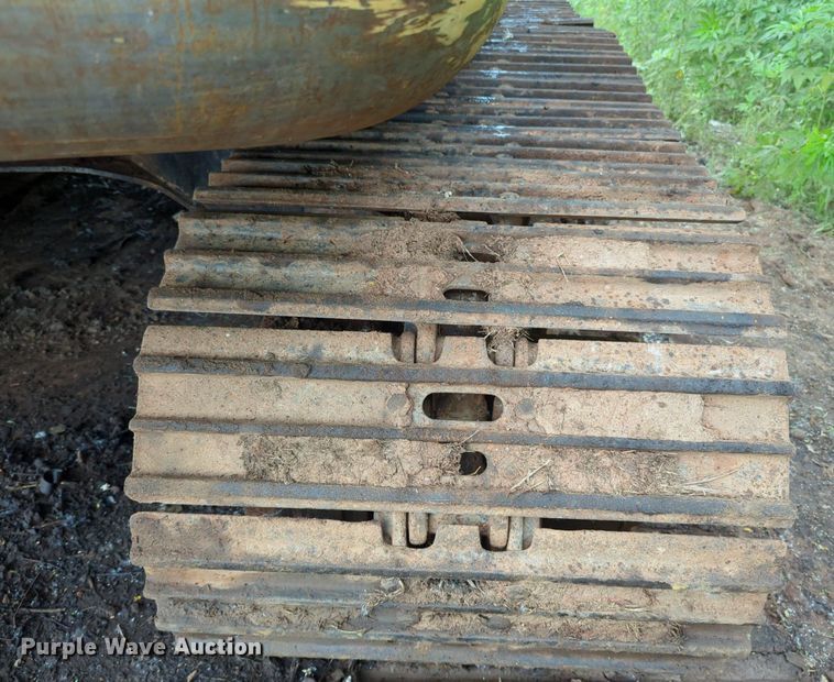 image for item DW5019 2008 John Deere 200D excavator