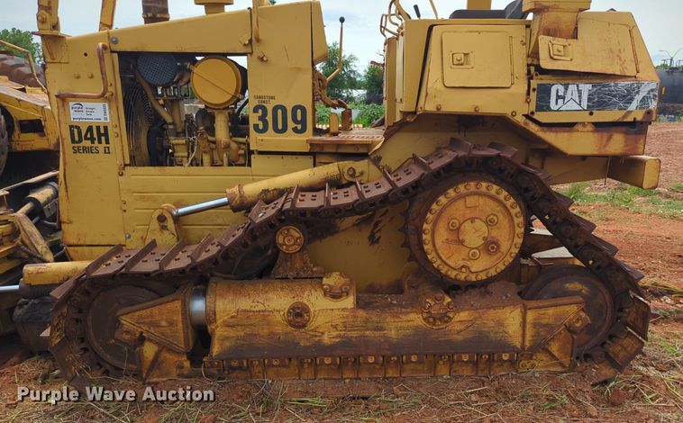 image for item DW5020 1986 Caterpillar  D4H dozer