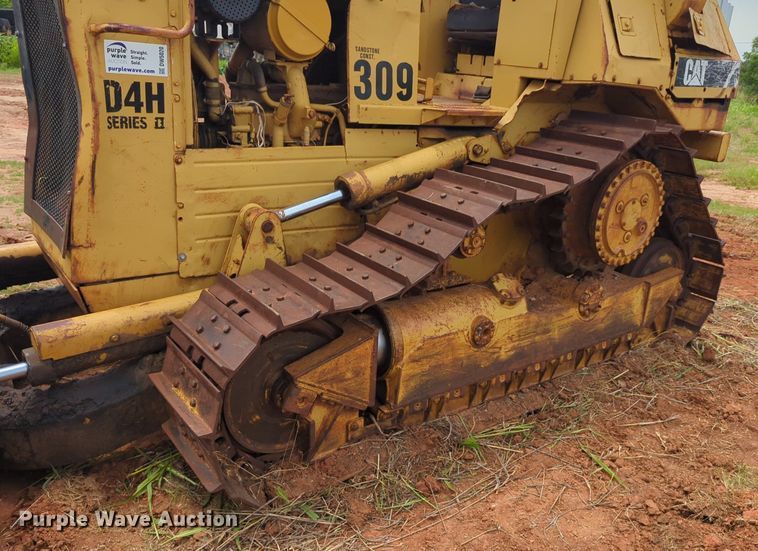 image for item DW5020 1986 Caterpillar  D4H dozer
