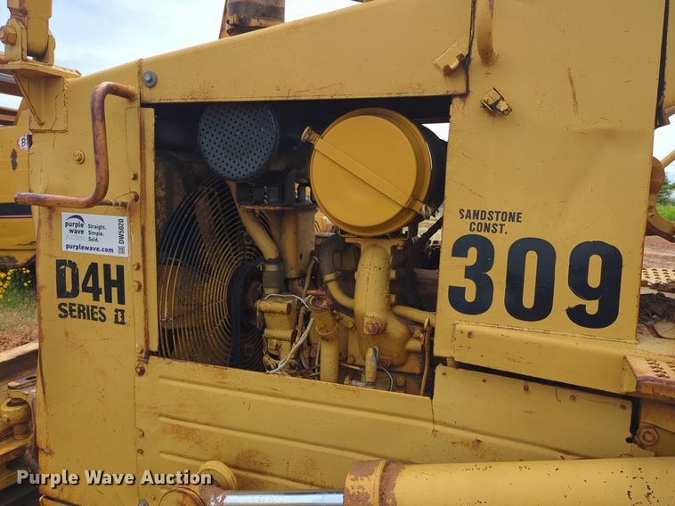 image for item DW5020 1986 Caterpillar  D4H dozer