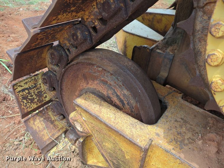 image for item DW5020 1986 Caterpillar  D4H dozer