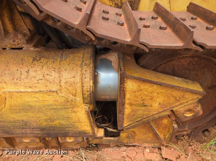 image for item DW5020 1986 Caterpillar  D4H dozer