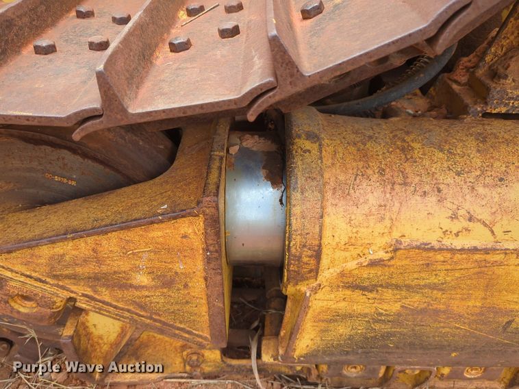 image for item DW5020 1986 Caterpillar  D4H dozer