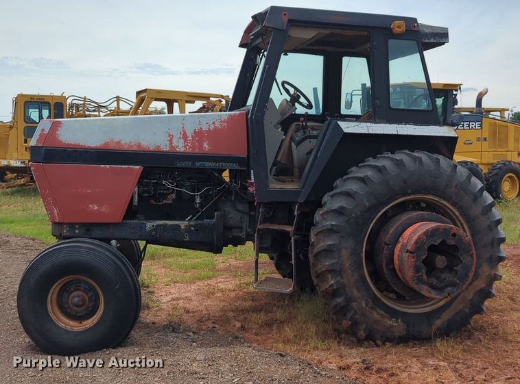 image for item DW5021 1989 Case IH 2096 tractor