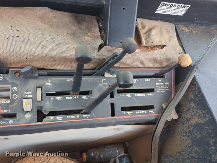 image for item DW5021 1989 Case IH 2096 tractor