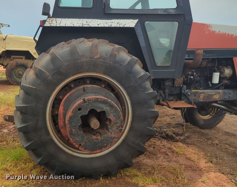 image for item DW5021 1989 Case IH 2096 tractor