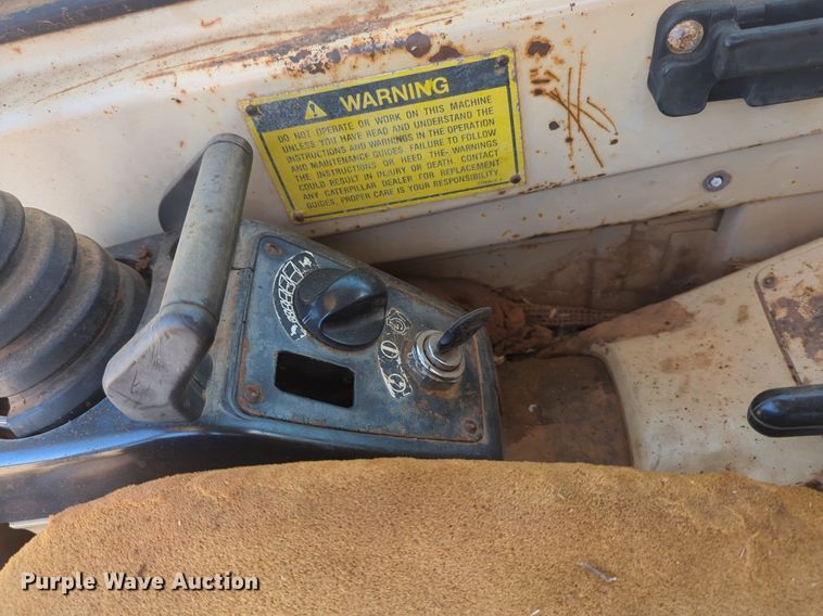 image for item DW5024 1995 Caterpillar 330 excavator