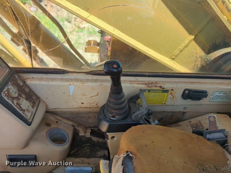 image for item DW5024 1995 Caterpillar 330 excavator