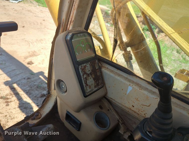 image for item DW5024 1995 Caterpillar 330 excavator