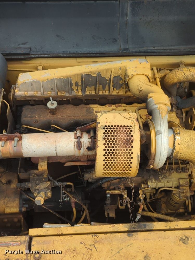image for item DW5024 1995 Caterpillar 330 excavator